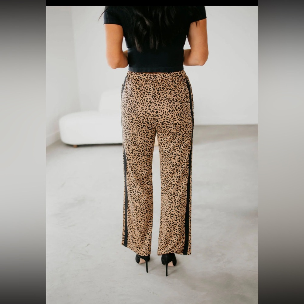 ANNIEWEAR Ziggy Pull On Track Pants Leopard Side Pockets Womens Size XL - Picture 3 of 12